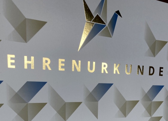 Kranich-gold.jpg